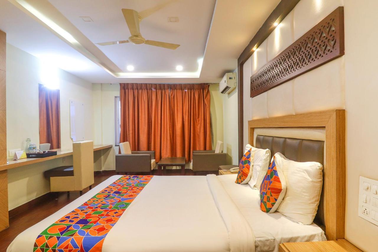 Fabhotel Keerthi'S Anupama - Nr Indira Gandhi Stadium Vijayawāda エクステリア 写真