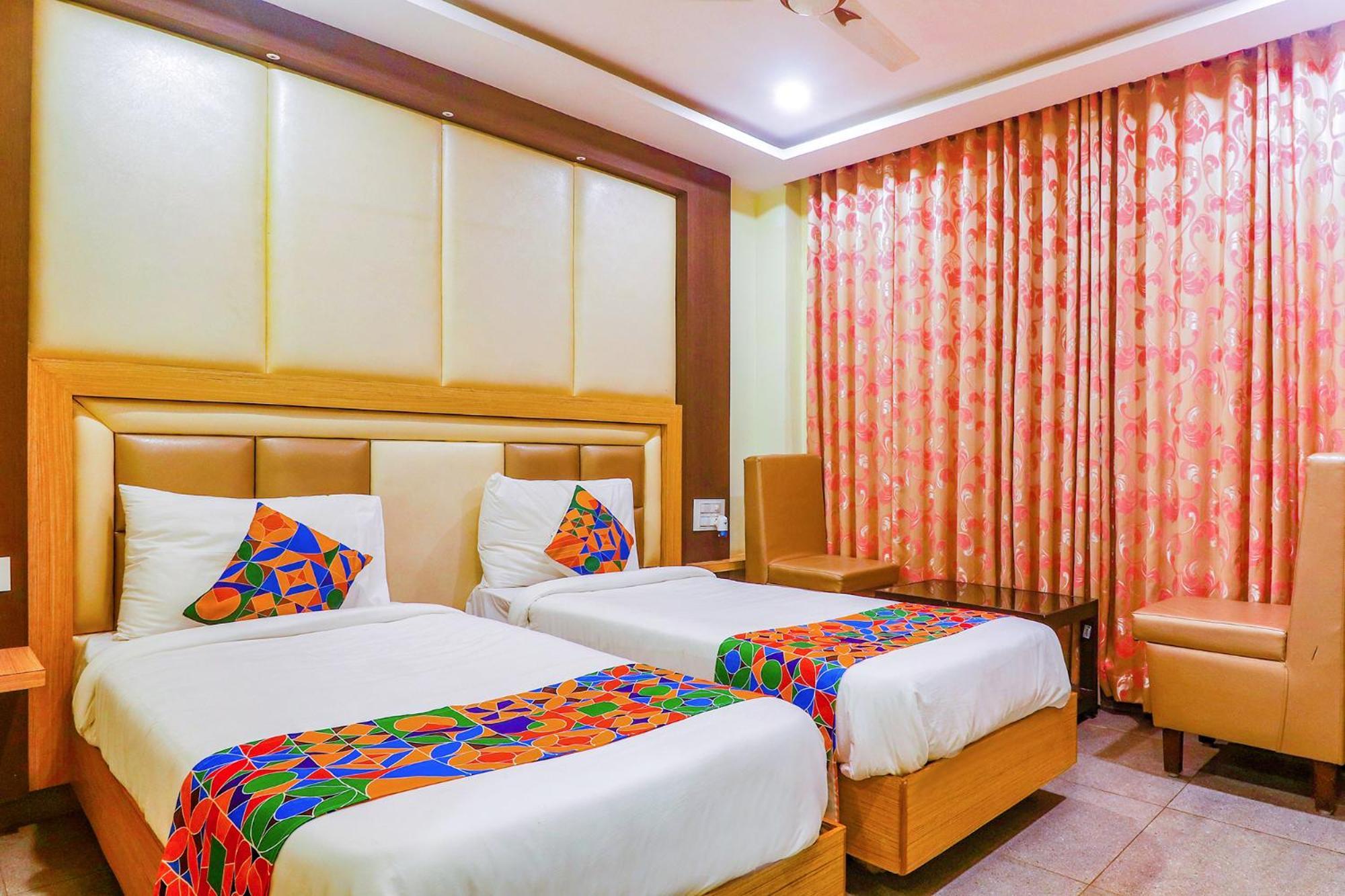Fabhotel Keerthi'S Anupama - Nr Indira Gandhi Stadium Vijayawāda エクステリア 写真