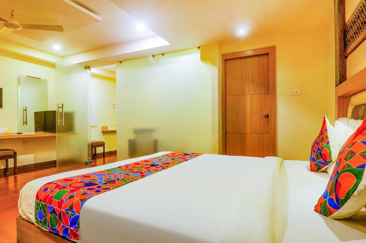 Fabhotel Keerthi'S Anupama - Nr Indira Gandhi Stadium Vijayawāda エクステリア 写真