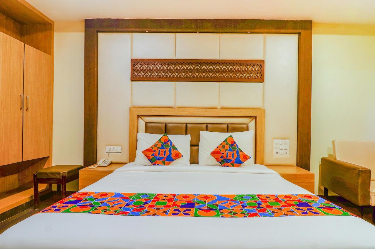 Fabhotel Keerthi'S Anupama - Nr Indira Gandhi Stadium Vijayawāda エクステリア 写真