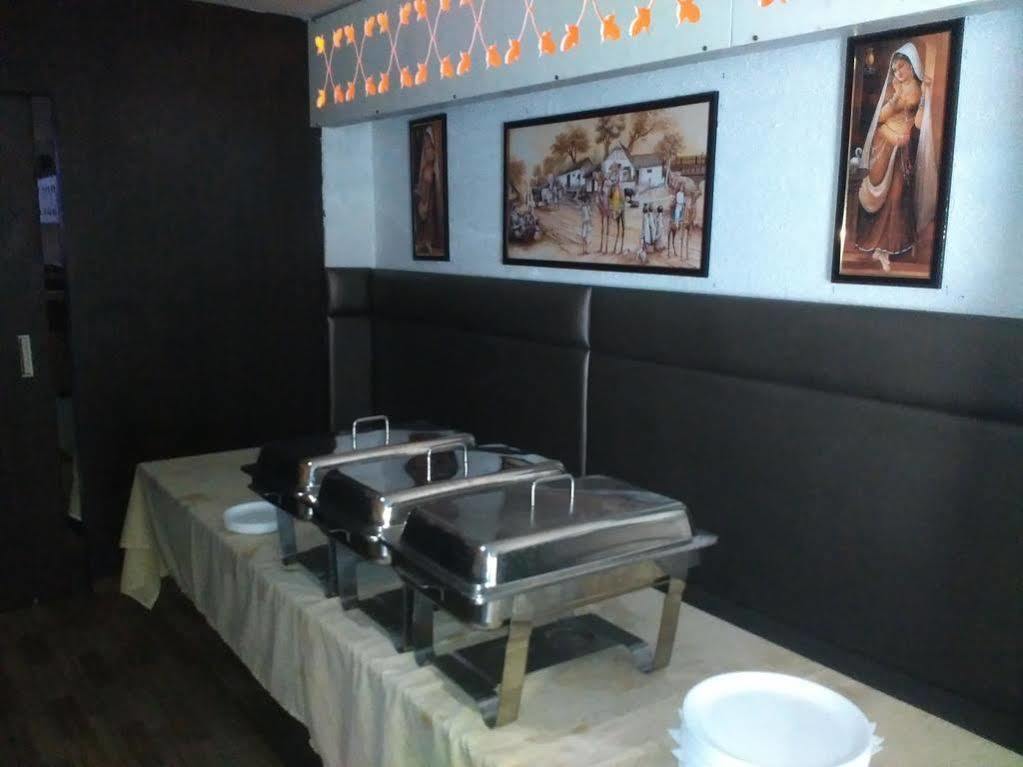 Fabhotel Keerthi'S Anupama - Nr Indira Gandhi Stadium Vijayawāda エクステリア 写真