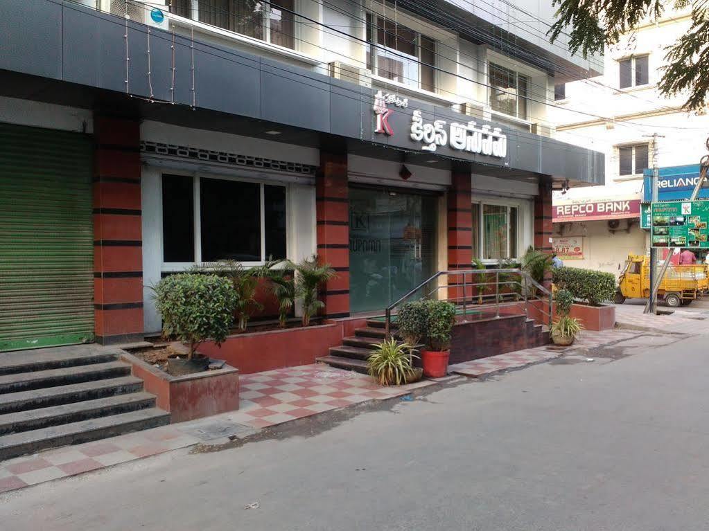 Fabhotel Keerthi'S Anupama - Nr Indira Gandhi Stadium Vijayawāda エクステリア 写真
